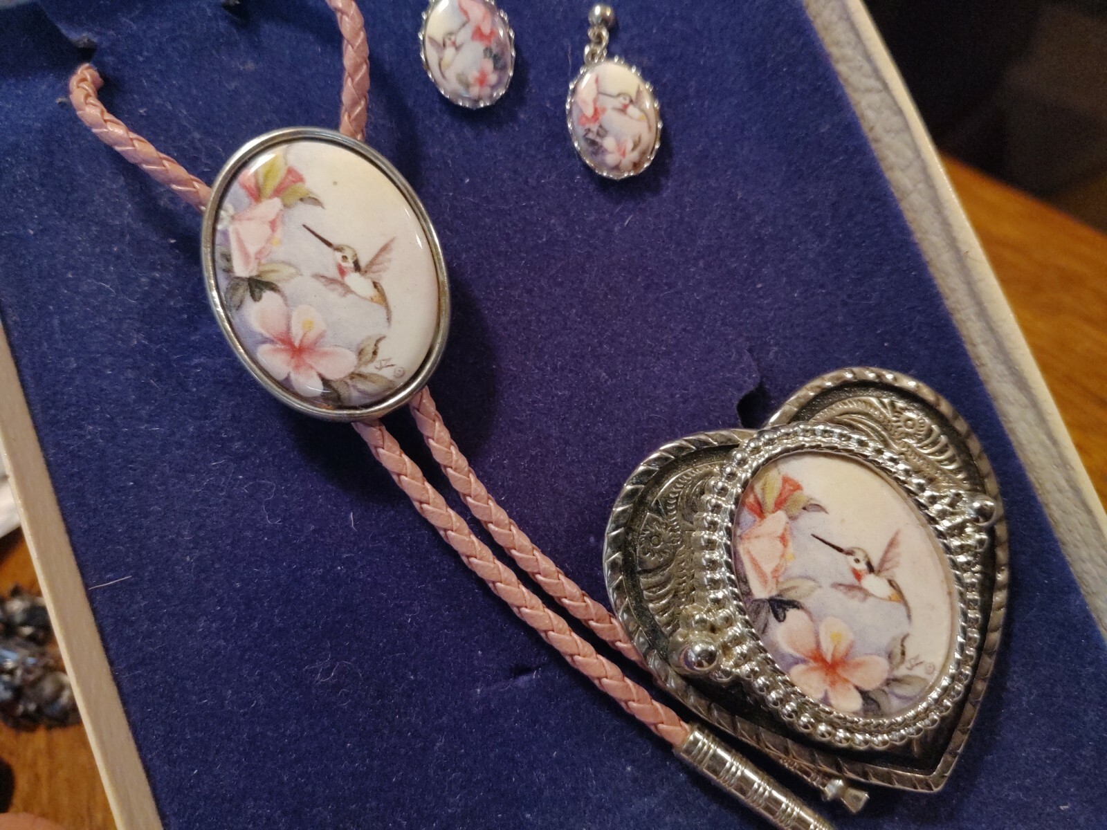 Vintage Bolo Tie, Buckle earrings Julie Zsupnik Artistic Porcelain 3pc
