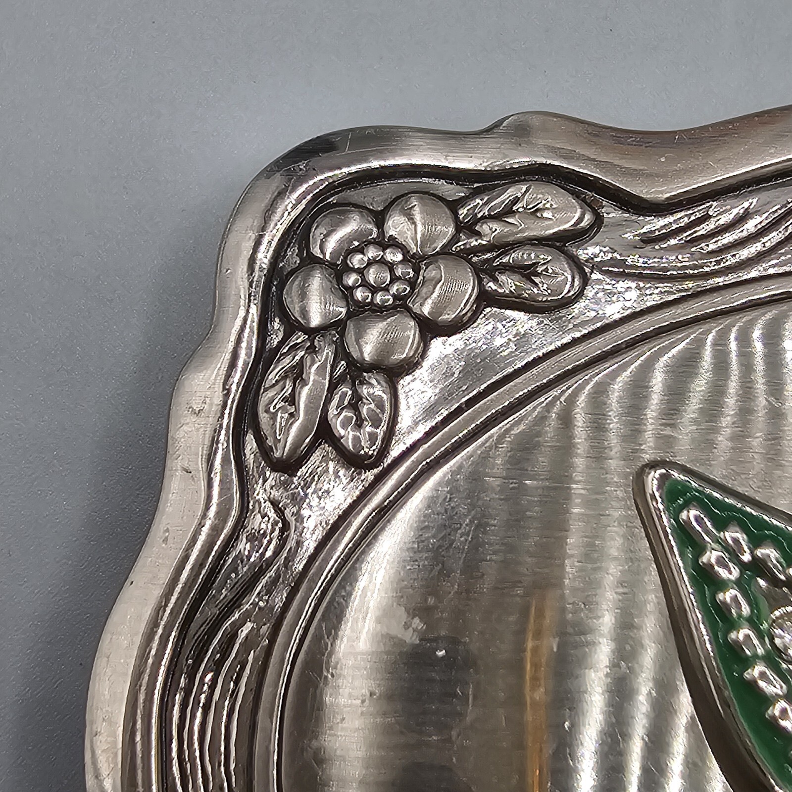Marijuana Leaf Belt Buckle Mary Jane Pot Silver Tone Green Enamel Oversized