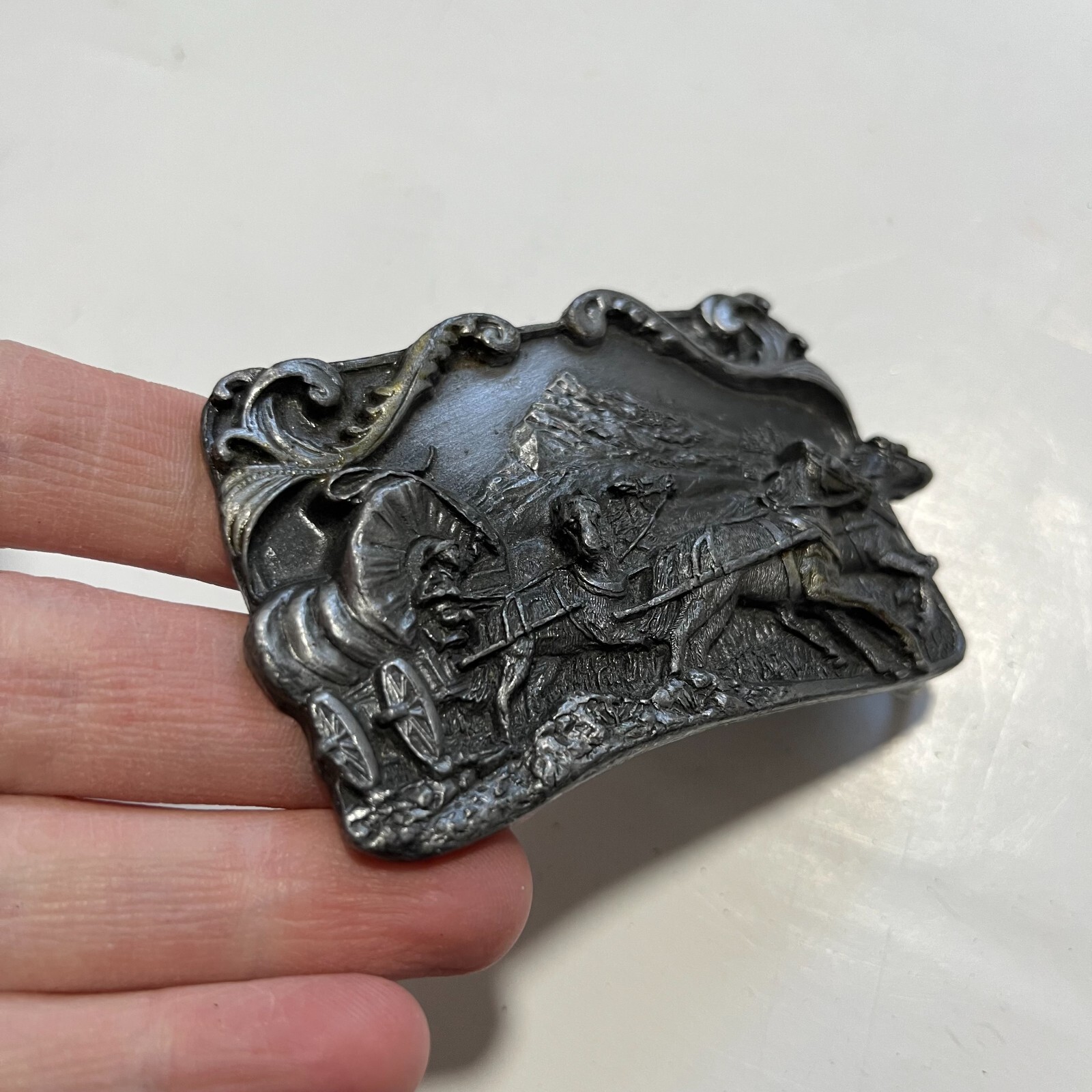 Vintage Belt Buckle 1985 Siskiyou Covered Conestoga Wagon Western Horses Silver