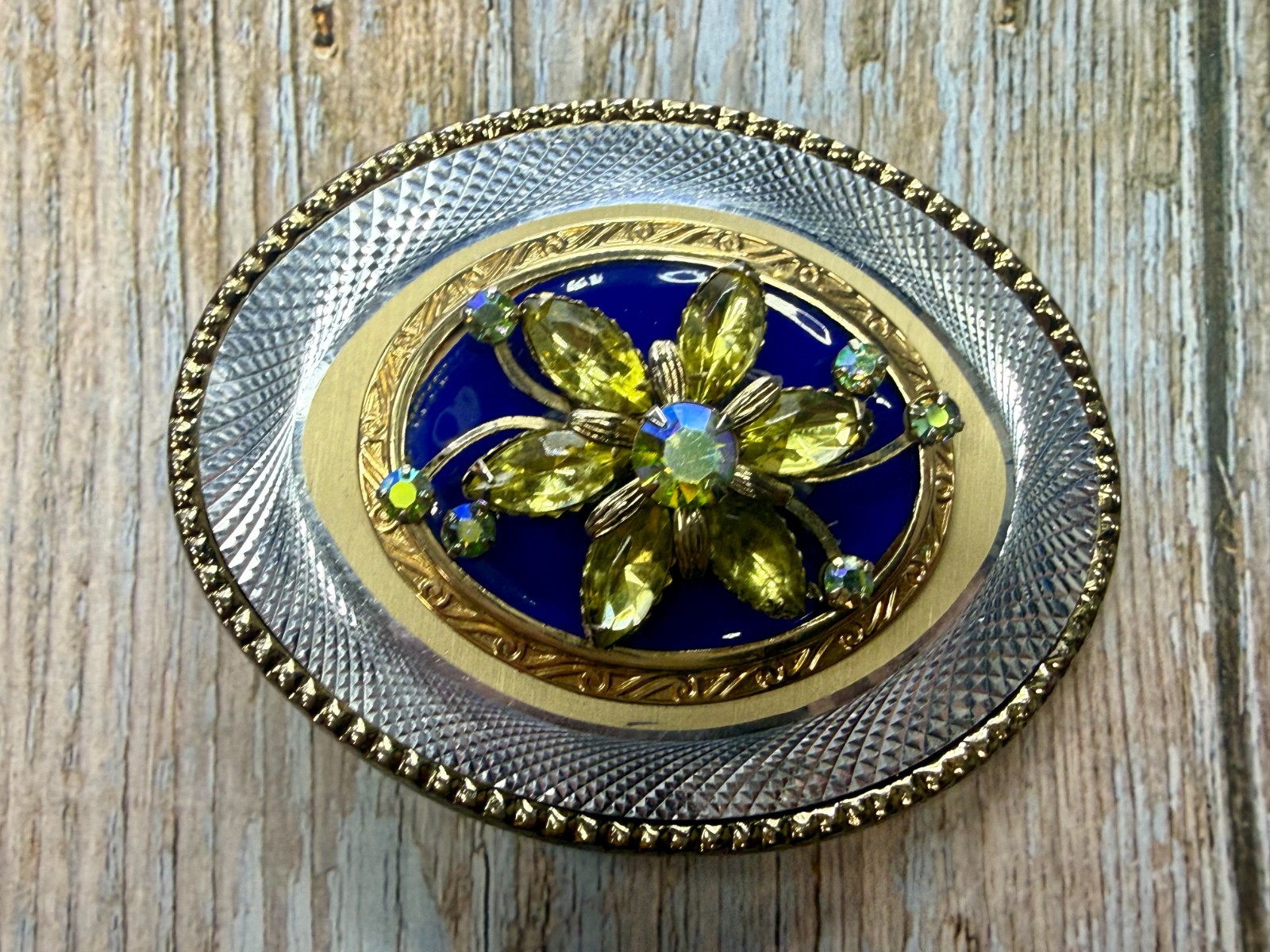 Flower Rhinestone Accented Floral Theme Etched Artisan Ladies Belt Buckle W USA