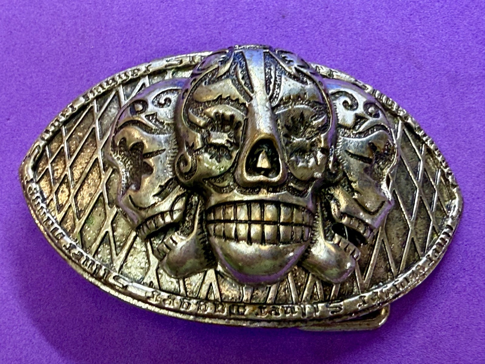 Three Sugar Skull Head Mexican Día de los Muertos Day of the Dead Belt Buckle