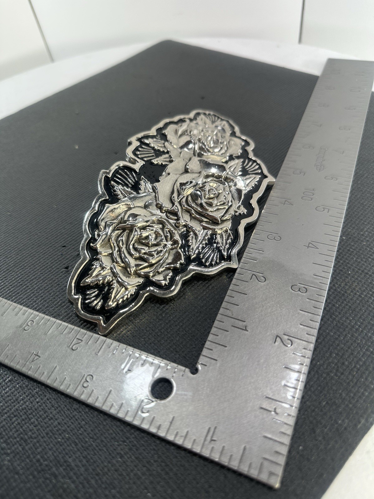 Famous Stars & Straps Triple Rose Belt Buckle Travis Barker Y2K Blink-182