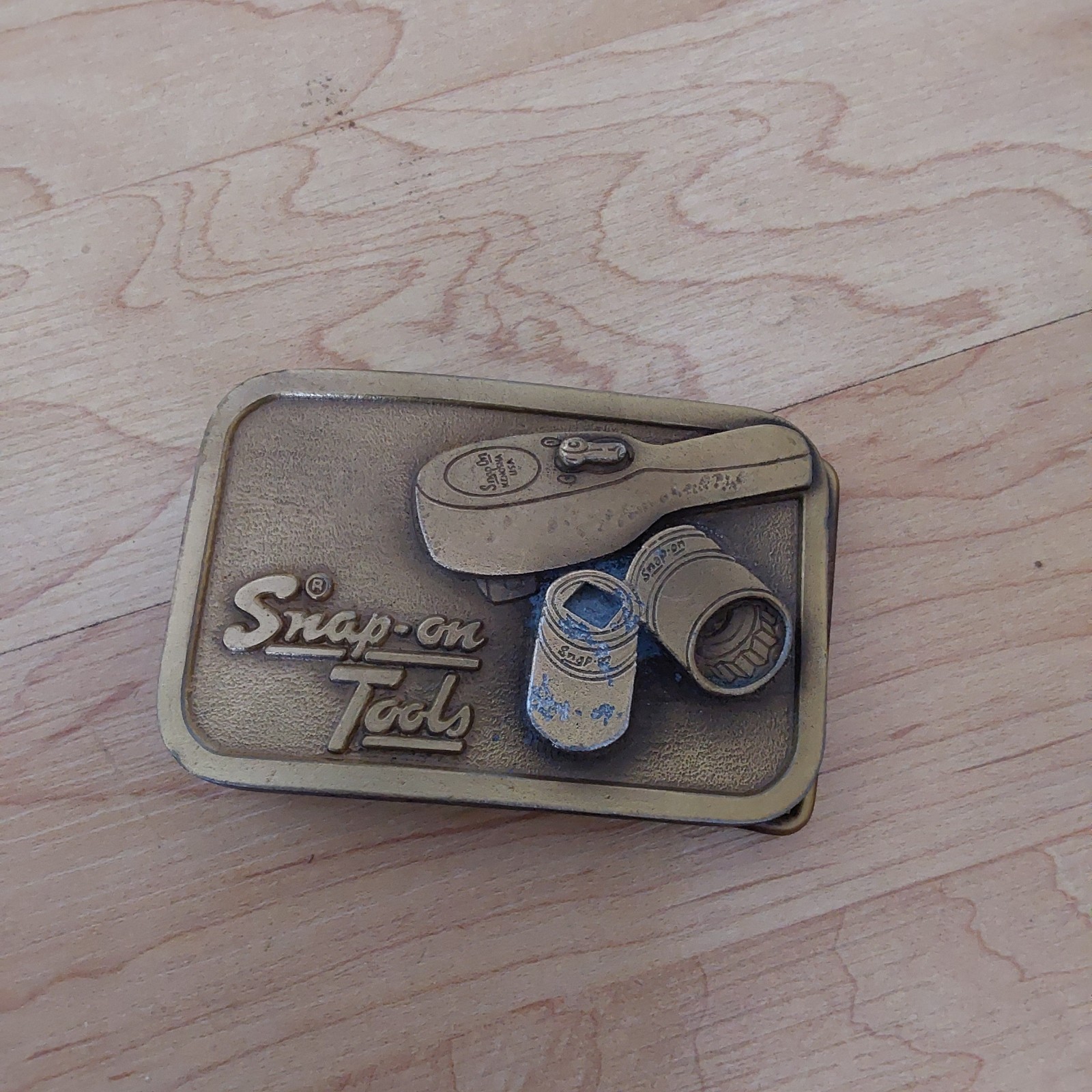 Hit Line Snap On Tools Metal Belt Buckle Sockets Ratchet READ- pitted wear