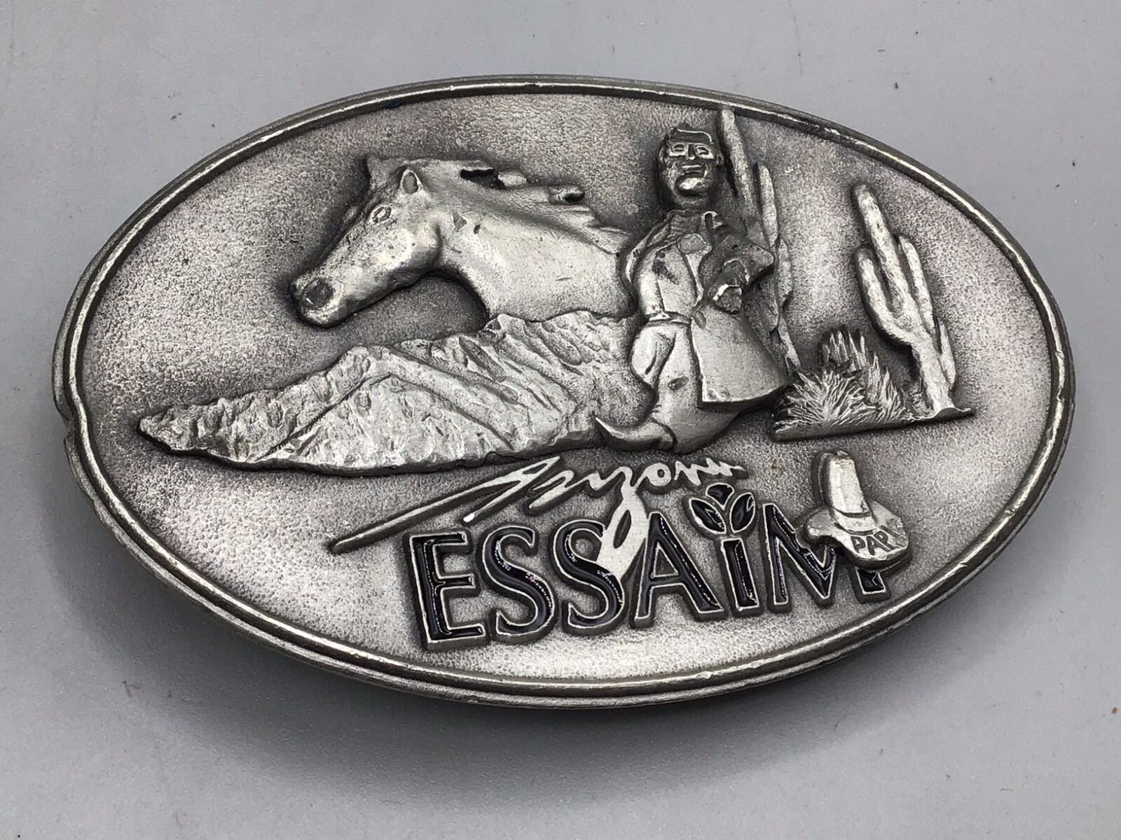 2 vtg belt buckles – Cadillac Emblem U.S. Flag #8387 & 1998 Pewter ARIZONA #265