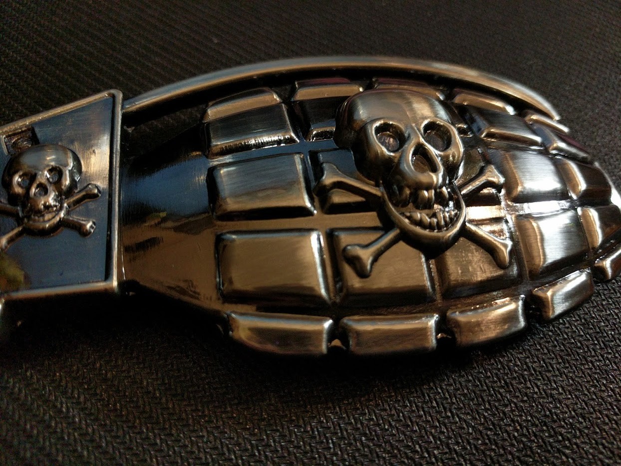 ♈ SKULL GRENADE Pirate ♈ Gun Metal Color large 4.6&Prime;x 2.5&Prime; Skeleton Belt Buckle