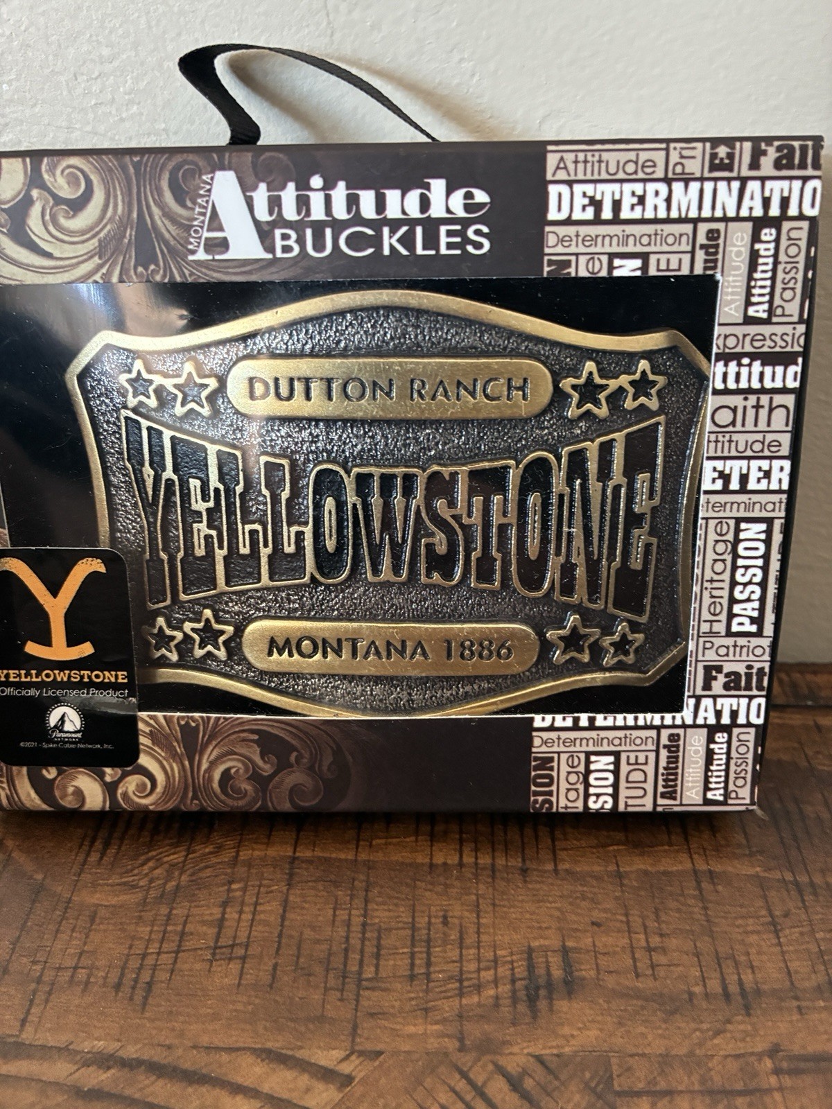 New! Montana Silversmiths Yellowstone &lsquo;DUTTON RANCH MONTANA 1886&rsquo; BELT BUCKLE TV
