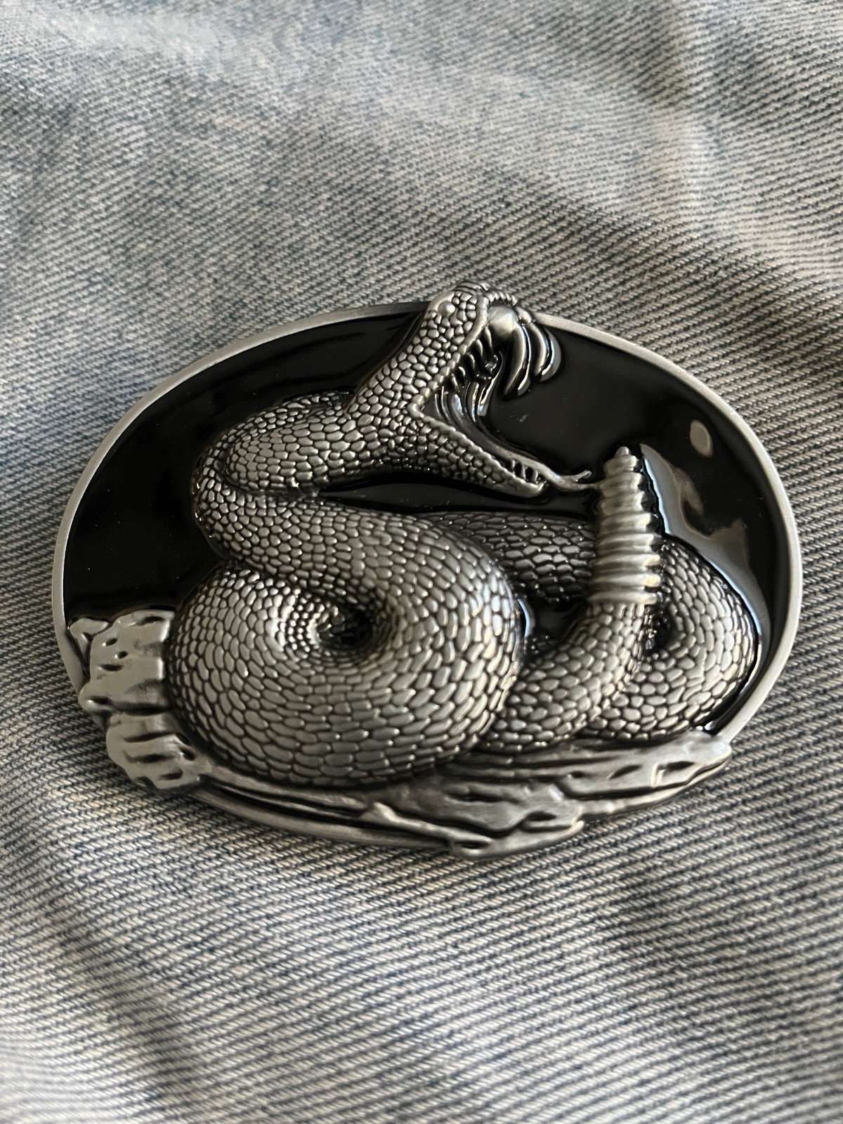 Rattle Snake Belt Buckle Silver Trim With Black Background Western Cowboy Style