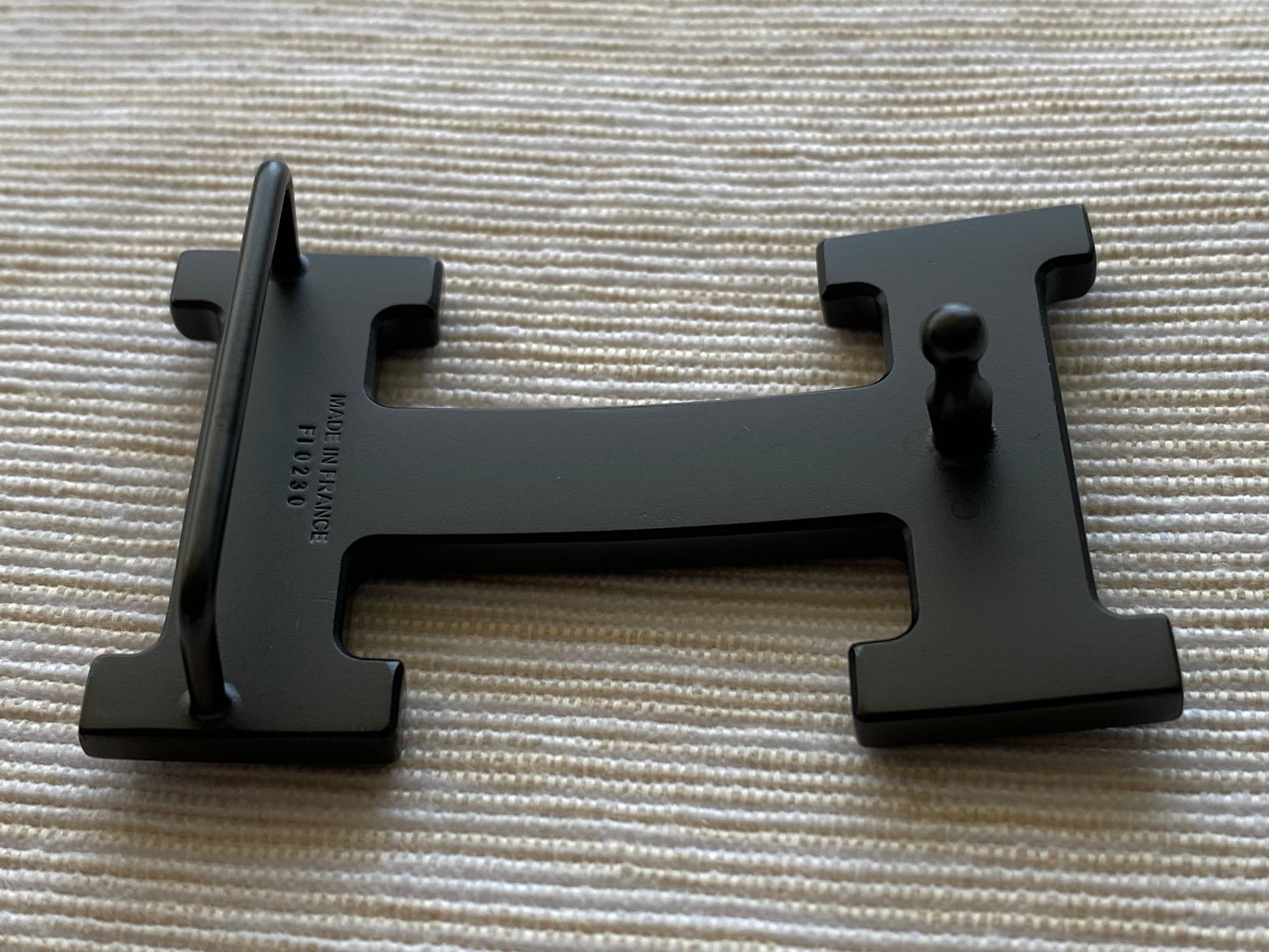 H 32mm Black Matt Belt buckle with pouch