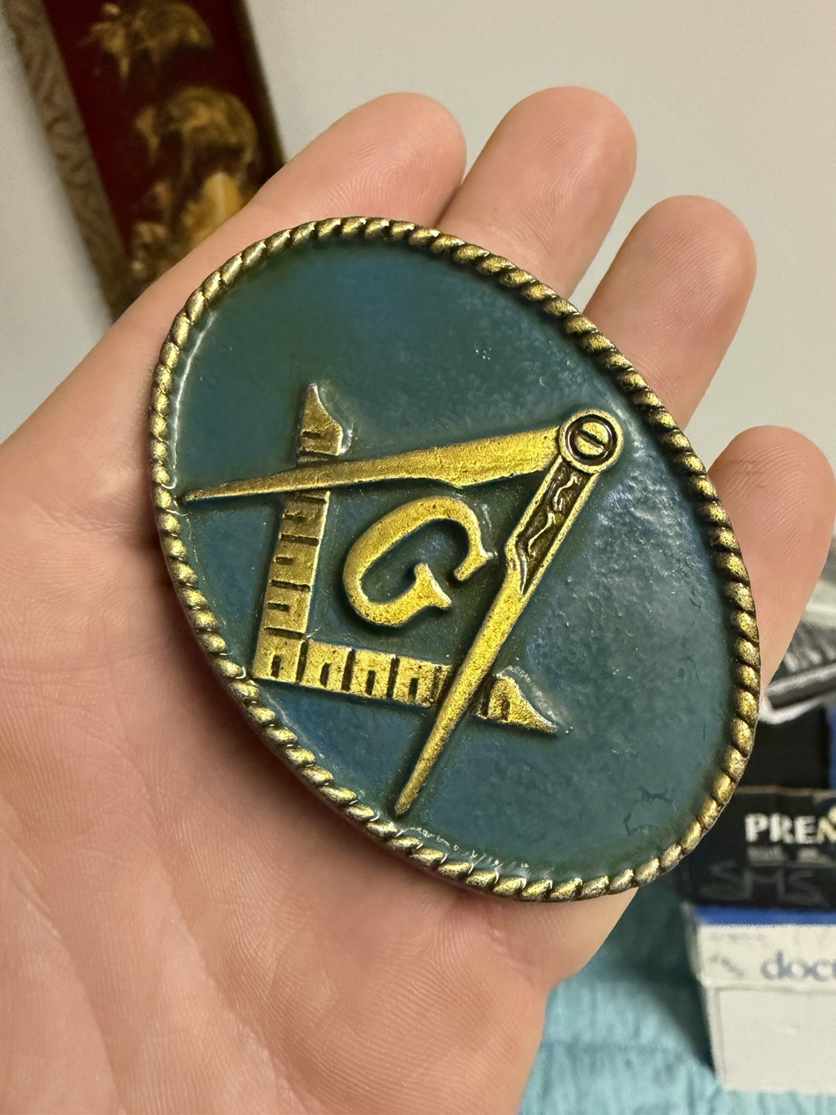 Masonic OVAL buckle Blue Green Gold Brass 2&Prime; x 3&Prime; Free Mason Symbol Collectible