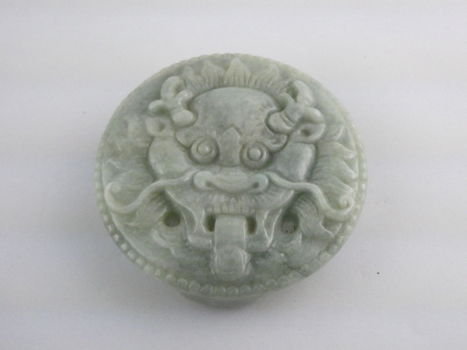 Light Green Jade Carved Dragon Head Foo Dog Belt Buckle 42g 52.05mm Fits 1.5 In