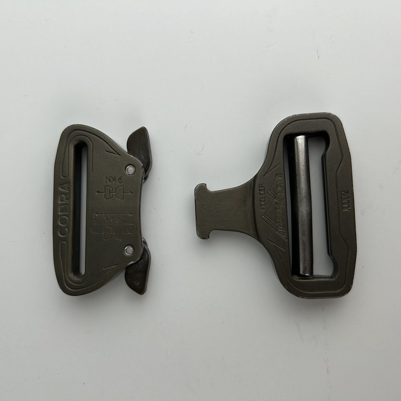 AustriAlpin 45mm / 1.75&Prime; HARD COAT™ Cobra Buckle XL Clip FC45HVF-XL – GUC