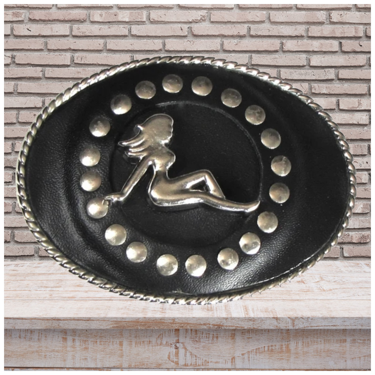 Made in USA Mens LEATHER BELT BUCKLE with MUD FLAP LADY Biker Trucker 1.5&Prime;