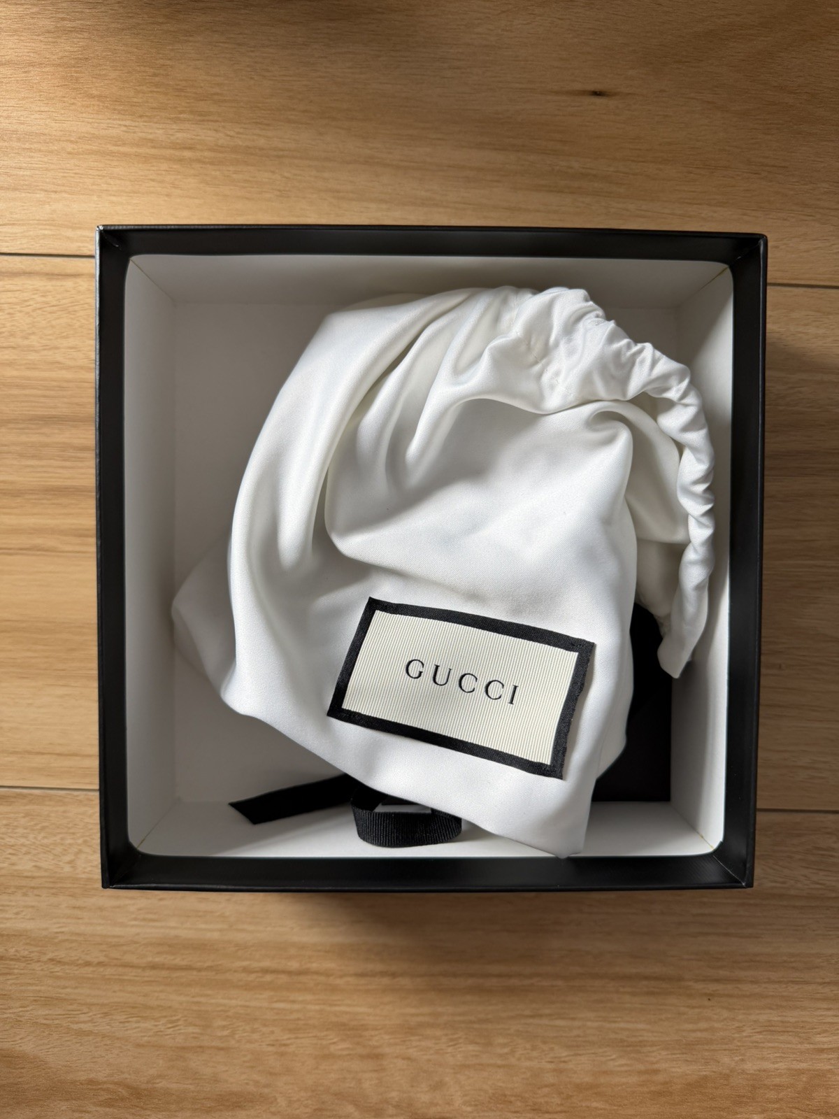 Gucci D Ring Belt