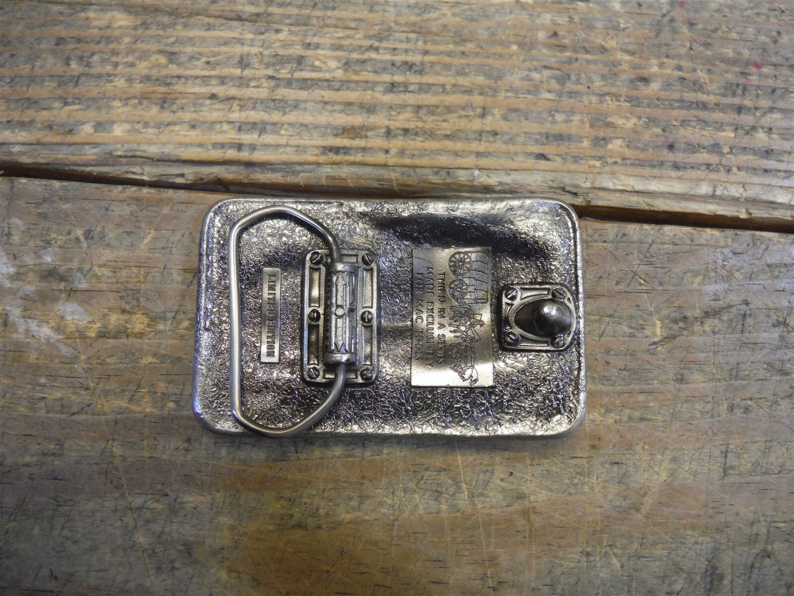 MAC TOOLS belt buckle *knifes