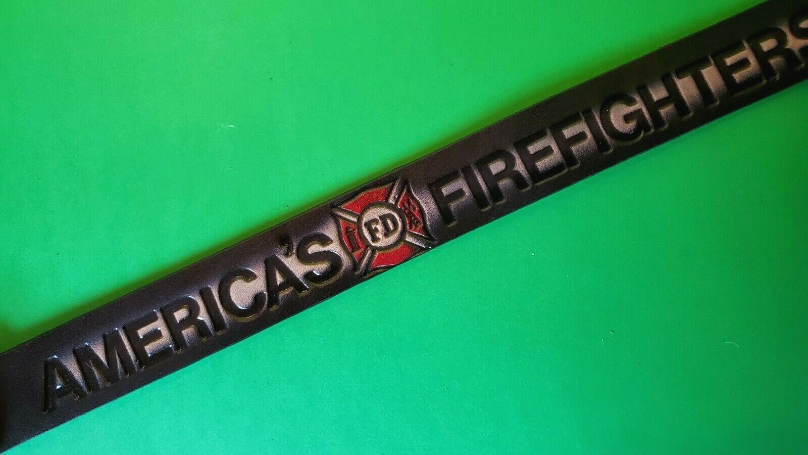 AMERICAN FIREFIGHTERS Genuine Leather Cowhide Belt and Firefighter Epoxy Buckle
