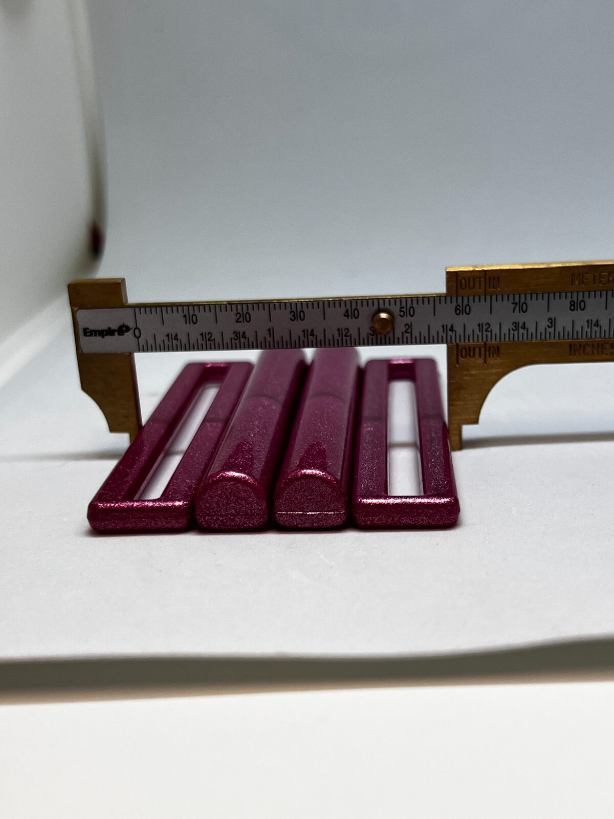 Italian Artisan-Crafted Plastic Belt Buckle – Contemporary Elegance