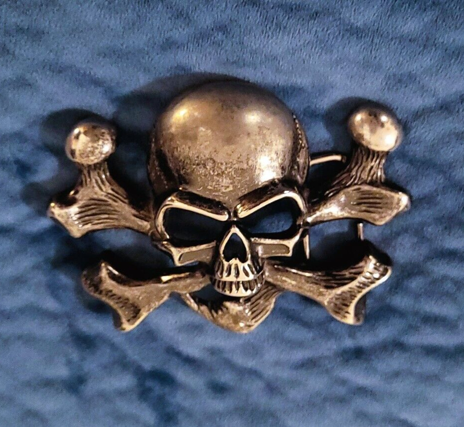 3-D Pirate Skull & Cross Bones Metal Belt Buckle – NEW
