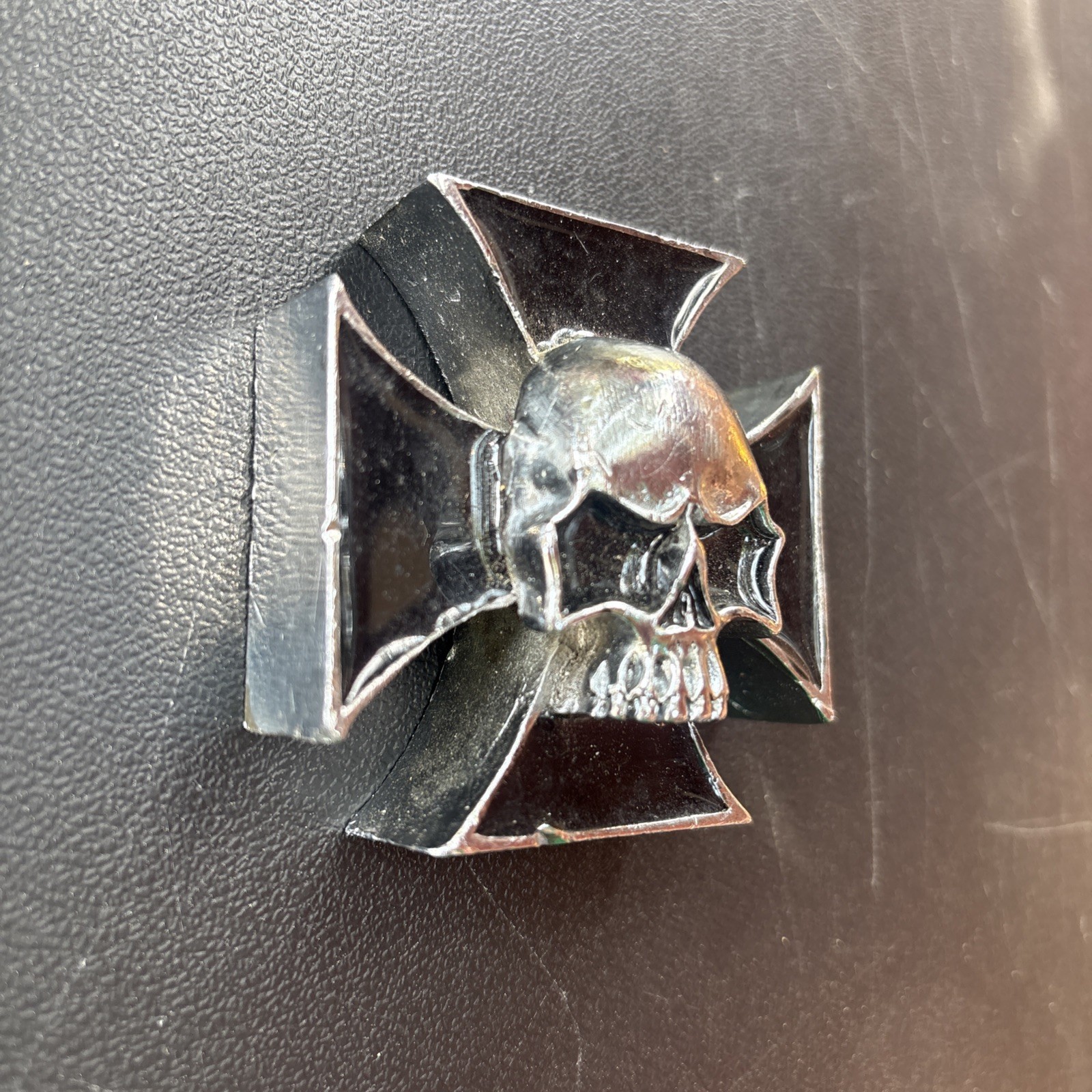 IRON CROSS/SKULL maltese cross chopper motorcycle outlaw biker Paperweight??