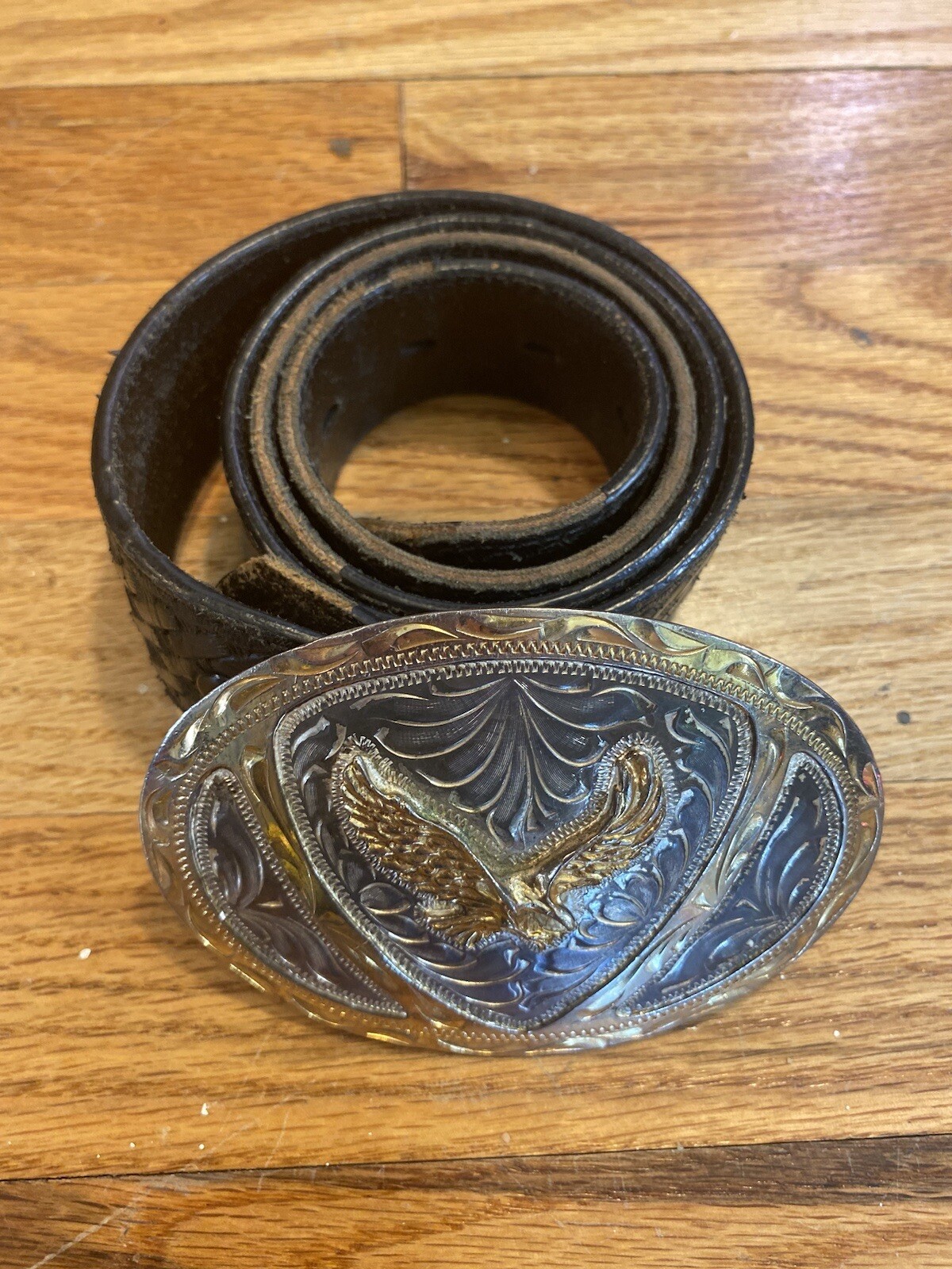 Silver and gold tone eagle belt buckle W made in Mexico— 36’