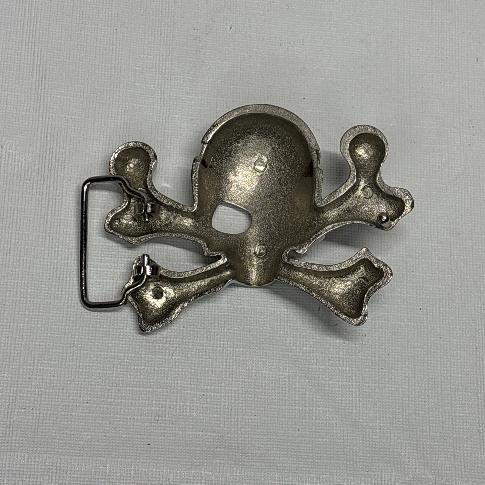 Skull and Crossbones Pirate Belt Buckle