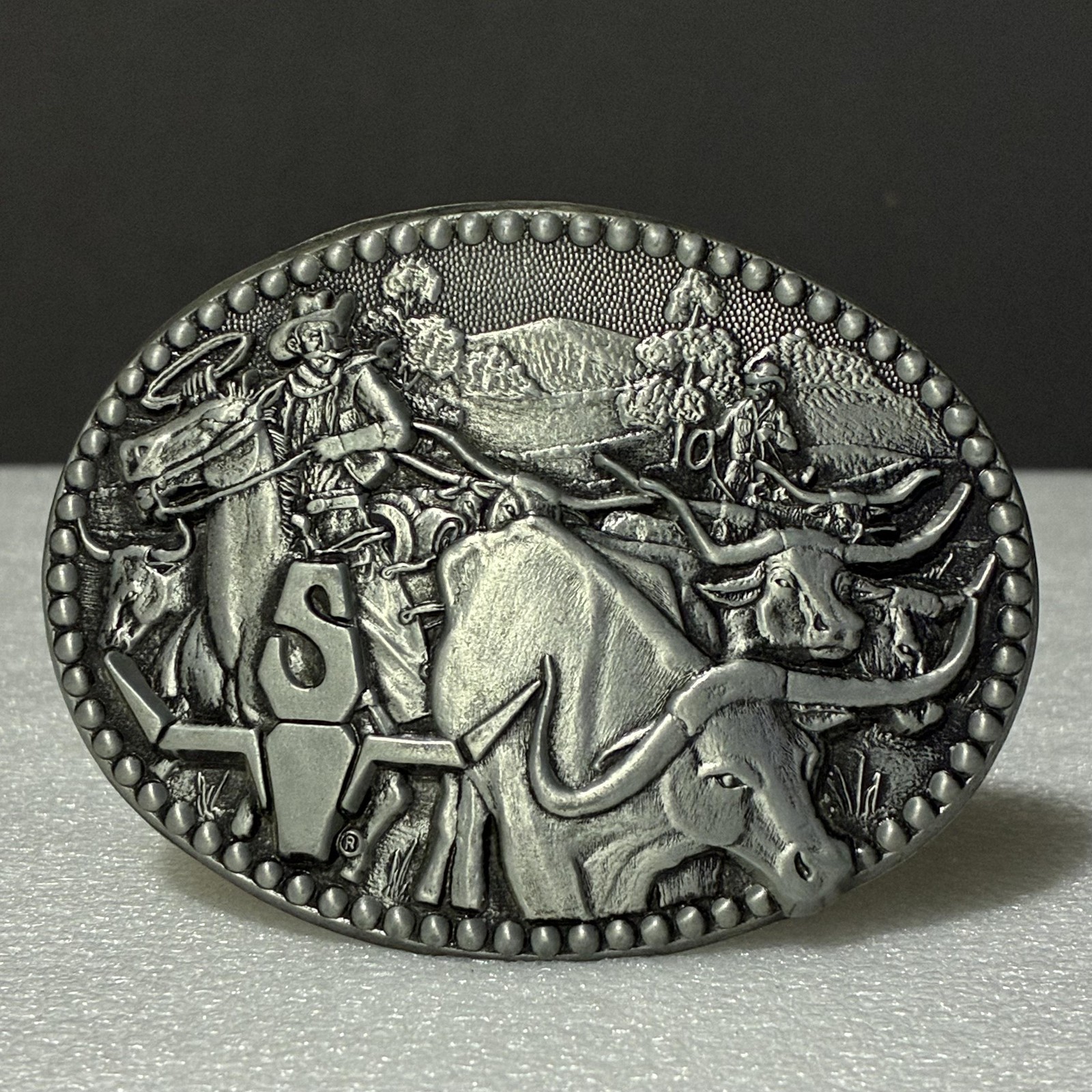 Award Design Medals Belt Buckle Mens Silver Pewter Western Longhorn Cattle Drive
