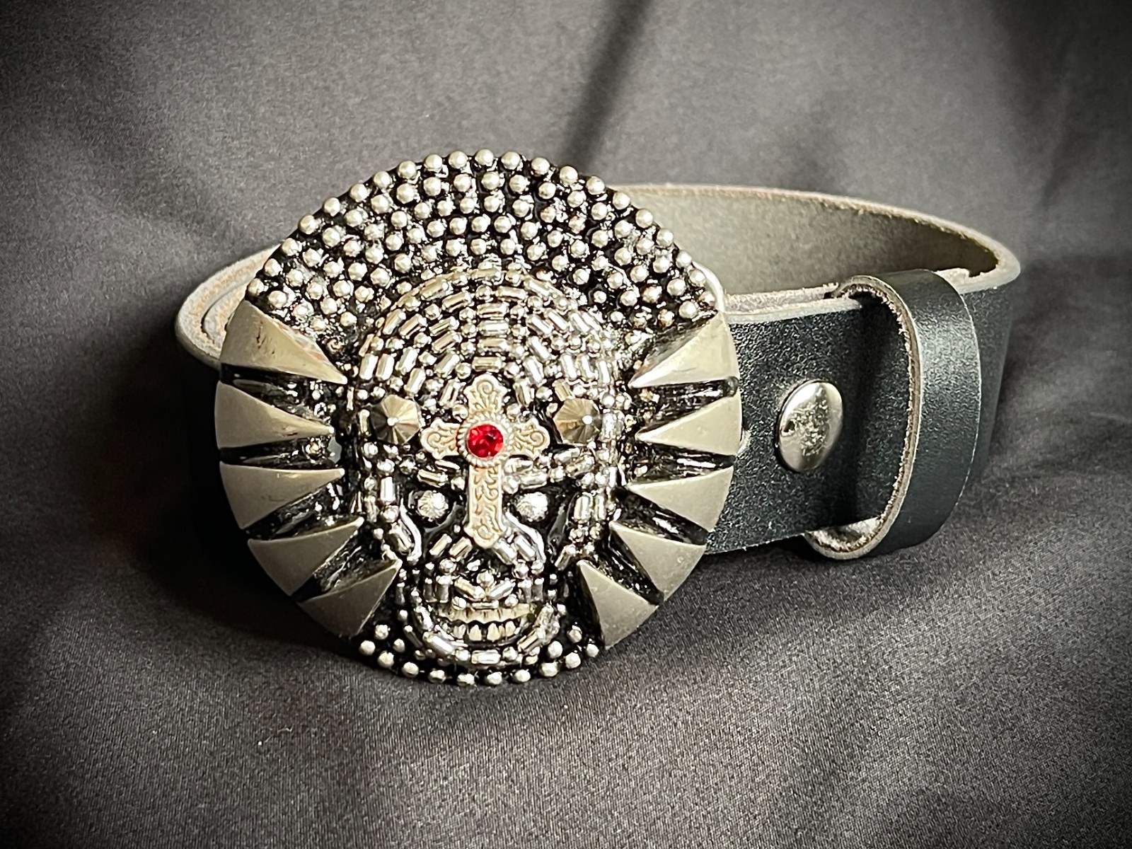 “War Cry: The Iron Martyr” Skull Gothic Ind. Belt Buckle OOAK Darren McNeese