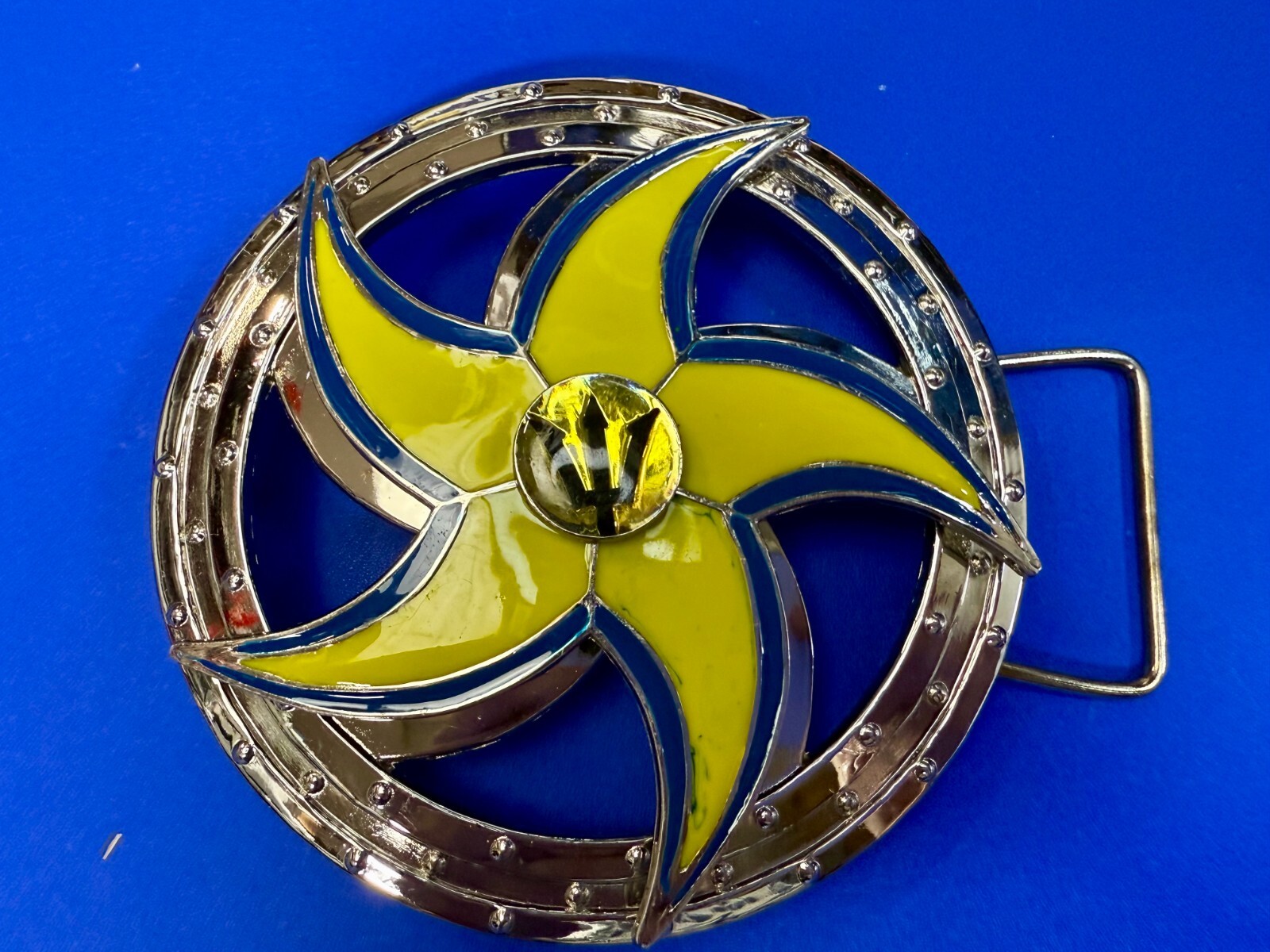 Spinning Arrow Yellow Star Circle Neptune Symbol Round Spinner Large Belt Buckle
