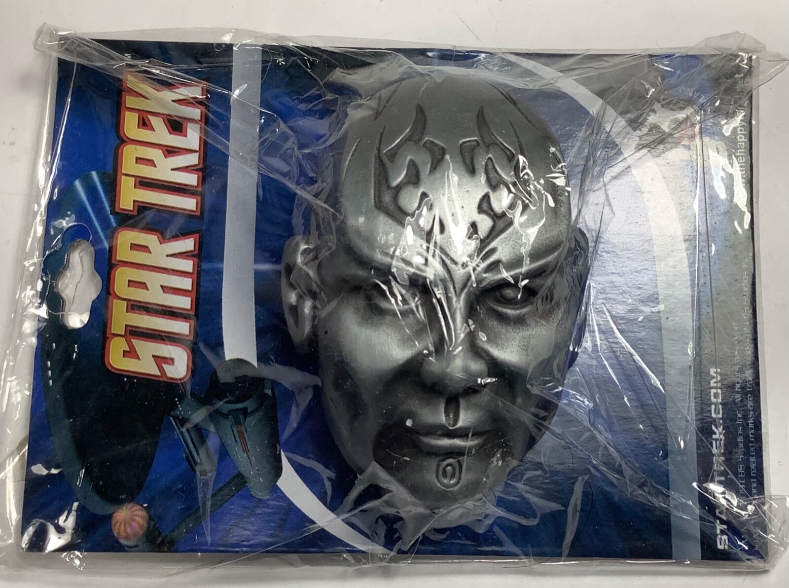 Star Trek NERO 3-D Belt Buckle 2009 Happyland New in Original Packaging
