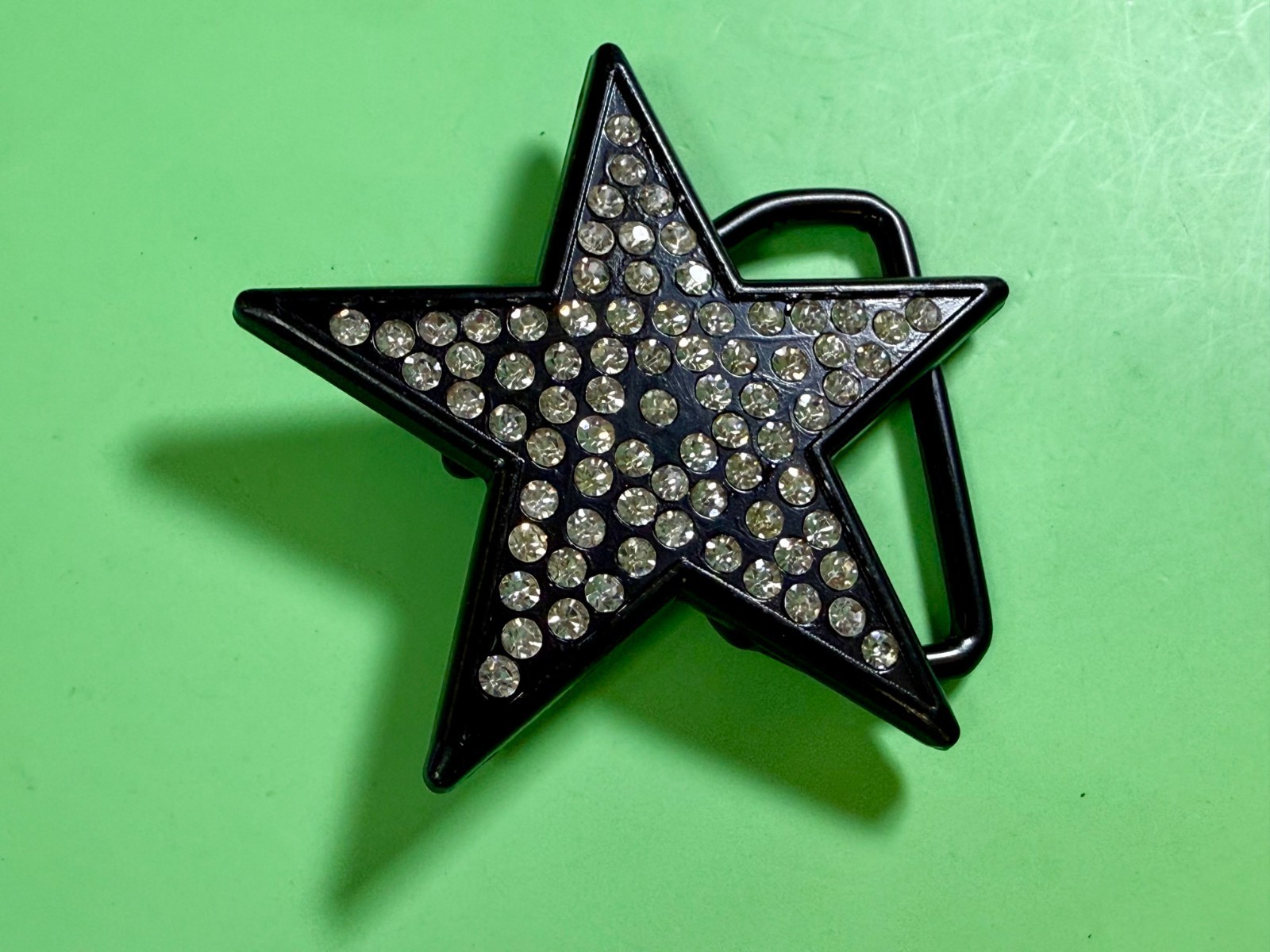 Star Shaped Buckle Rage – Clear Rhinestone Covered Black Metal Belt Buckle