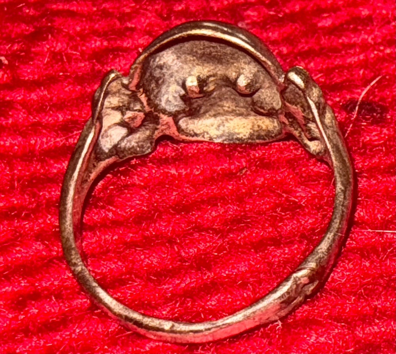 MEMONTO MORI – .925 Ring, Handmade, Eye Rubies! Size ~7.