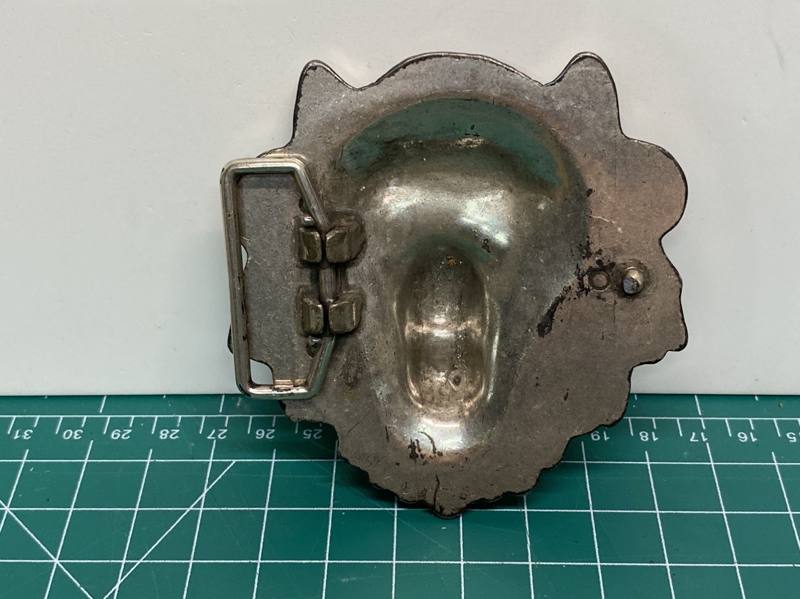 2000’s Structure Lion&rsquo;s Head Belt Buckle Lion Silvertone Metal – See Photos