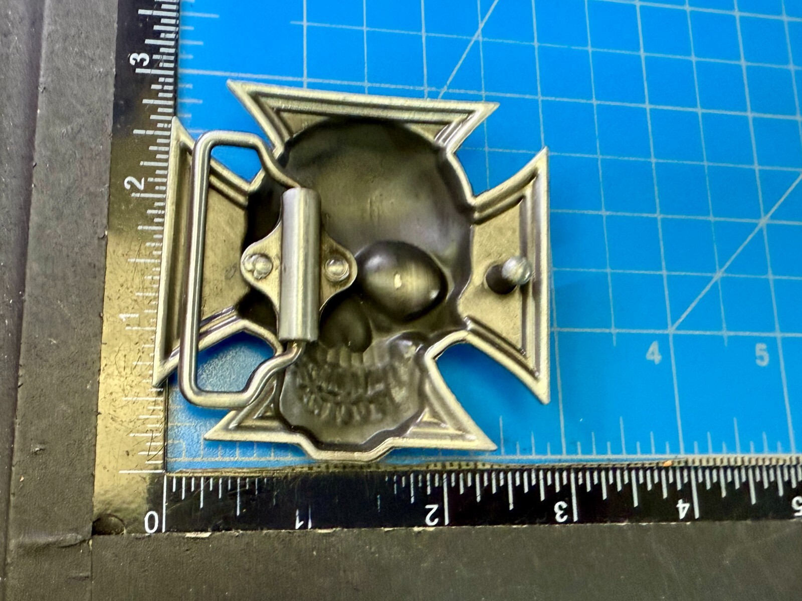 Skull Head Celtic Iron Cross Cutout Gothic Punk Biker 3D Dimensional Belt Buckle
