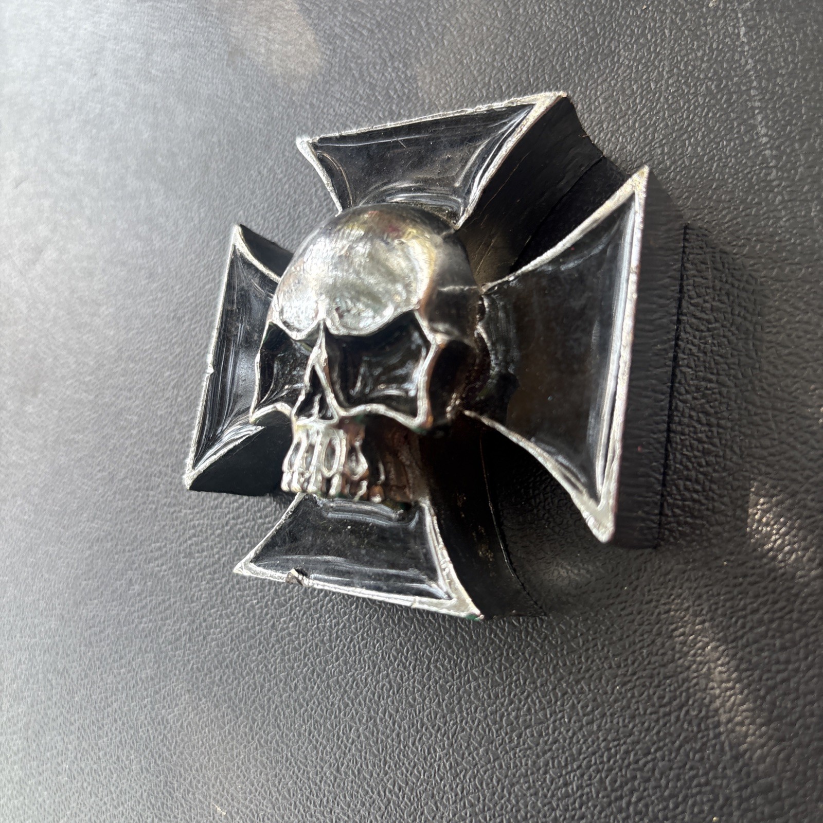 IRON CROSS/SKULL maltese cross chopper motorcycle outlaw biker Paperweight??