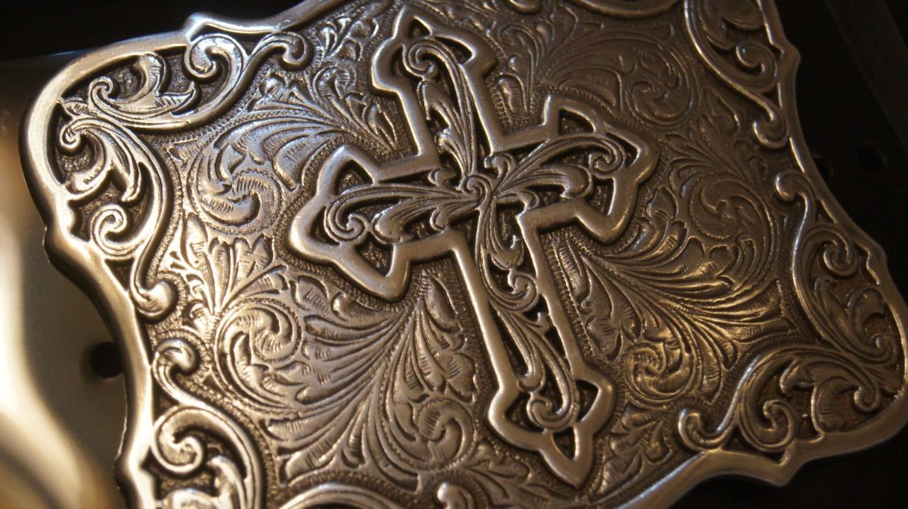 Blazin Roxx RECTANGLE FLORAL ACCENTS CROSS BELT BUCKLE 37907