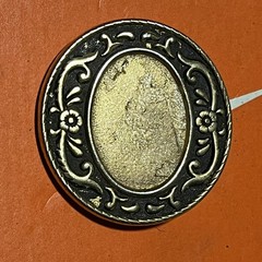 VTG Ornate Floral Filigree Gold Tone Round Belt Buckle Western Boho 2.25&Prime; B21