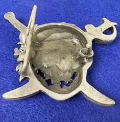 Metal Belt Buckle Pirates of Caribbean Skull & Sword 3.5”