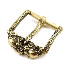 Brass belt buckle Skulls and Roses, pin type Rectangular belt buckle with skulls