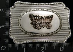 LH26105 VINTAGE ***WESTERN WAGON*** IN OVAL CENTER SILVERTONE BELT BUCKLE