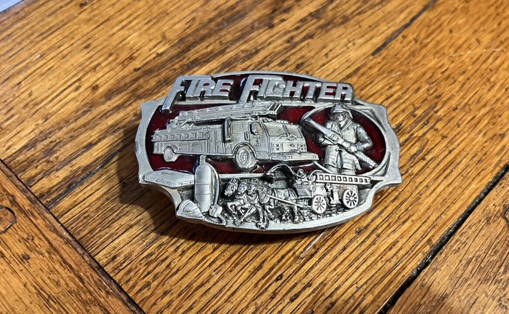 VINTAGE FIRE FIGHTER BELT BUCKLE 1989 ARROYO GRANDE RED USA AG-13