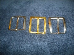 LOTS OF 3 REGULAR BUCKLE FOR 1 1/4 IN WIDE BELT 2 SILVER 1 GOLD BUCKLE