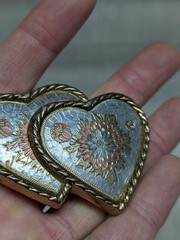 vintage DOUBLE HEARTS belt buckle USA made WESTERN engraved FLORAL golden silver