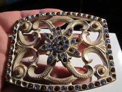 ANTIQUE BELT BUCKLE WITH CRYSTALS HEAVY METAL MISSING BACK CLASP – BBA25