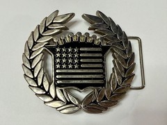 Cadillac Crown Logo Emblem Flag Silver Color Famous Stars & Straps Belt Buckle