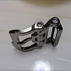Stainless steel belt buckle head for men&rsquo;s anti allergic needle buckle belt head