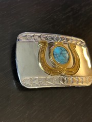 Vintage Collectible Horseshoes Turquoise Looking Piece Metal Belt Buckle