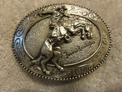 Vintage Collectible Frederick Remington Art Museum Bronco Belt Buckle