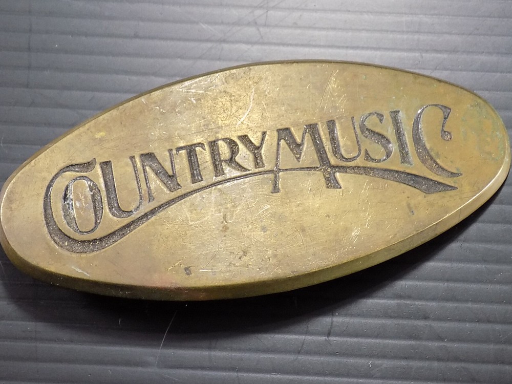 Vintage 4&Prime; Wide SOLID BRASS OVAL BELT BUCKLE « Country Music » BBB D-713