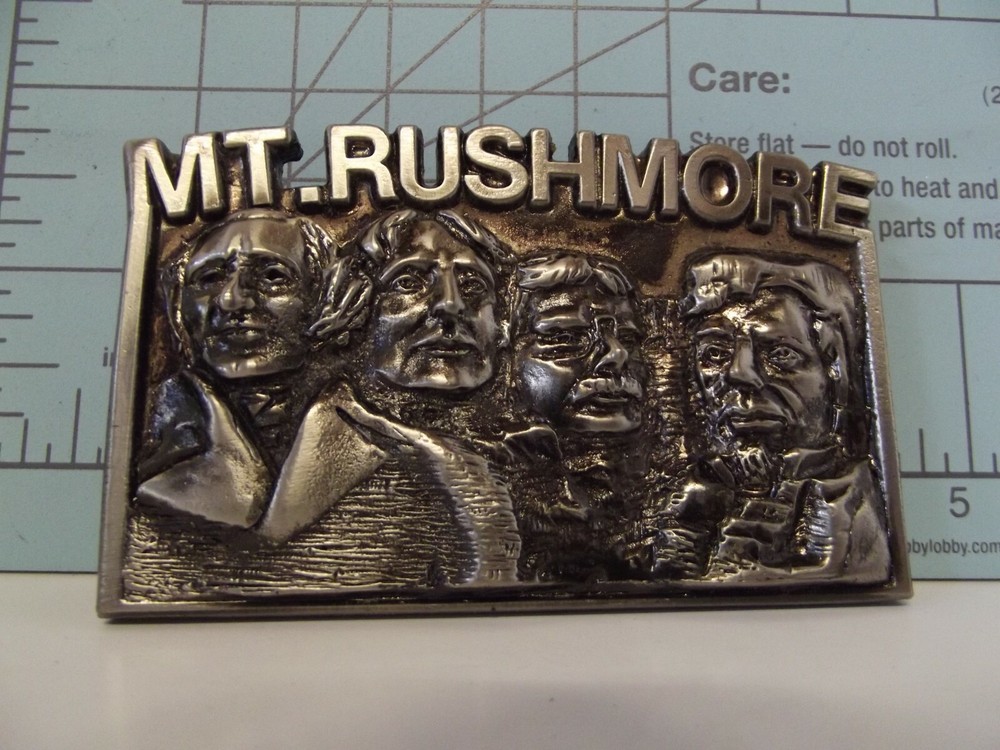 Vtg Mt Rushmore South Dakota National Monument Belt Buckle Washington Lincoln