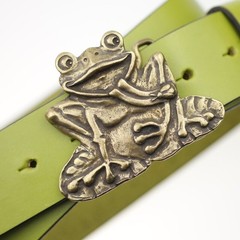 Playful Frog Old Brass Belt Buckle Vintage Nature Style