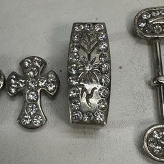 Western Buckle 6 Pc Set Silver Tone Metal Rhinostone Fleur de Lis Keep Tip